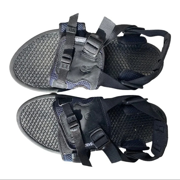 Teva Men's US 12 Fisherman Black Strappy Sport Spider Rubber  Sole 6904 Sandals - Picture 10 of 10